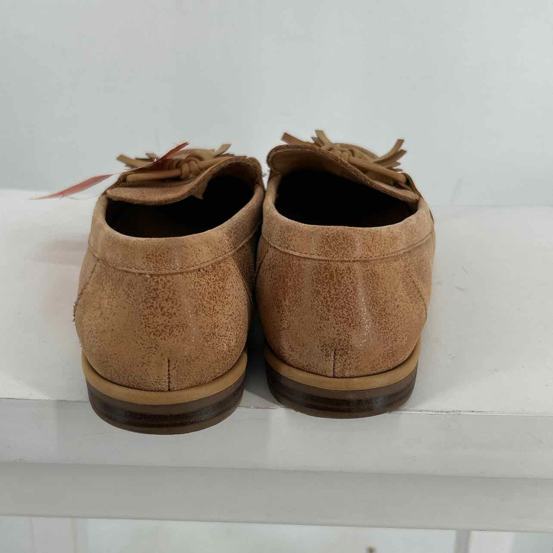 Crown Vintage Women Size 6 Tan Vegan Leather Loafers