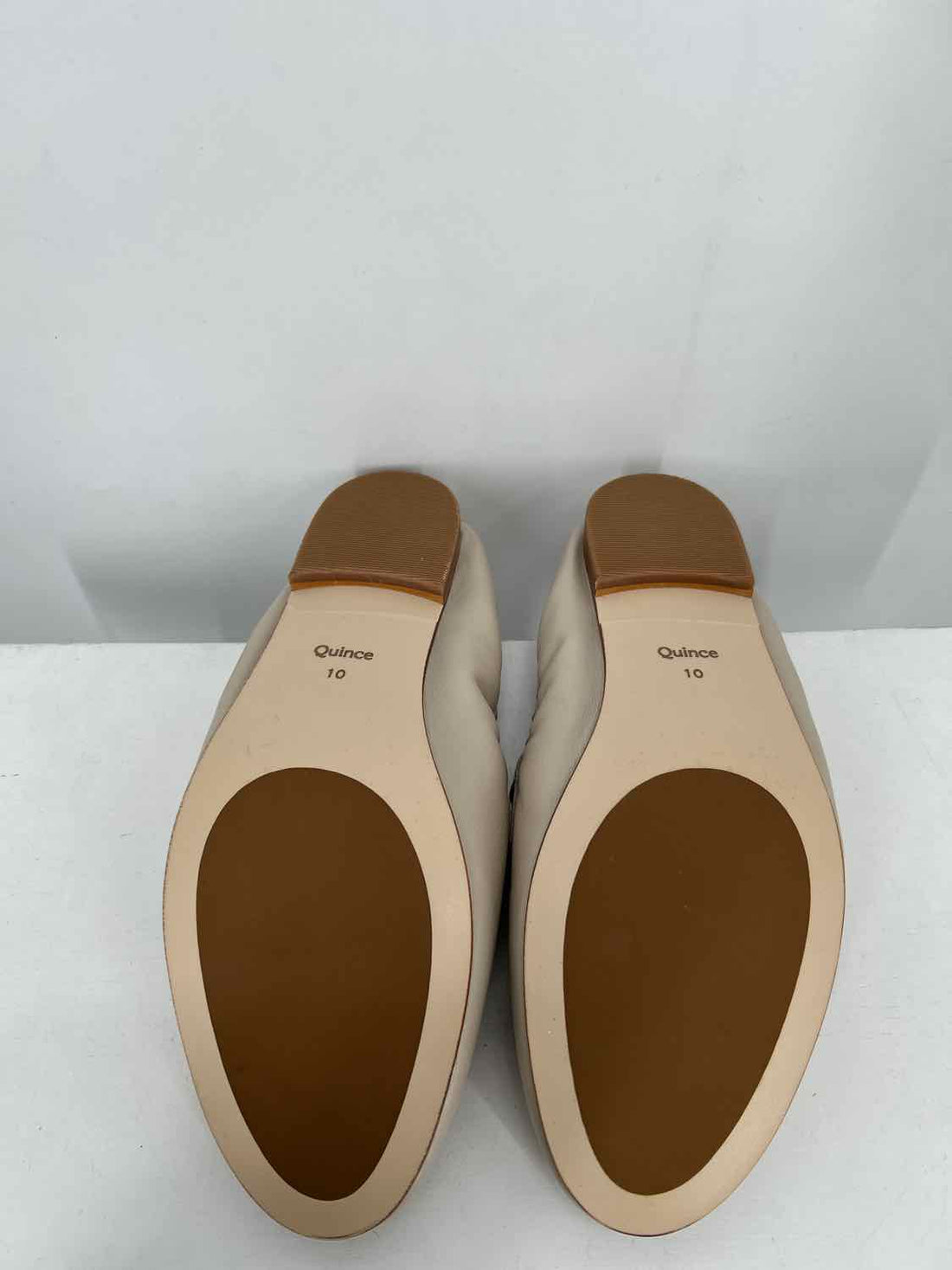 Quince Women Size 10 Beige Like New Loafers
