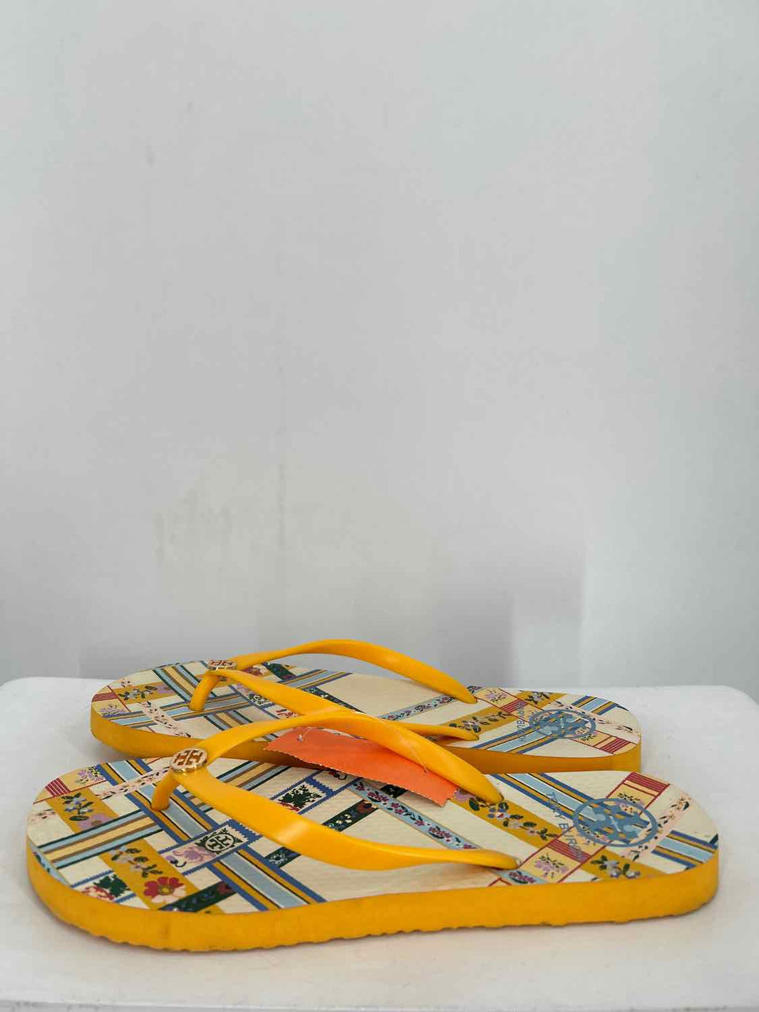 Tory Burch Women Size L Yellow Flip Flops