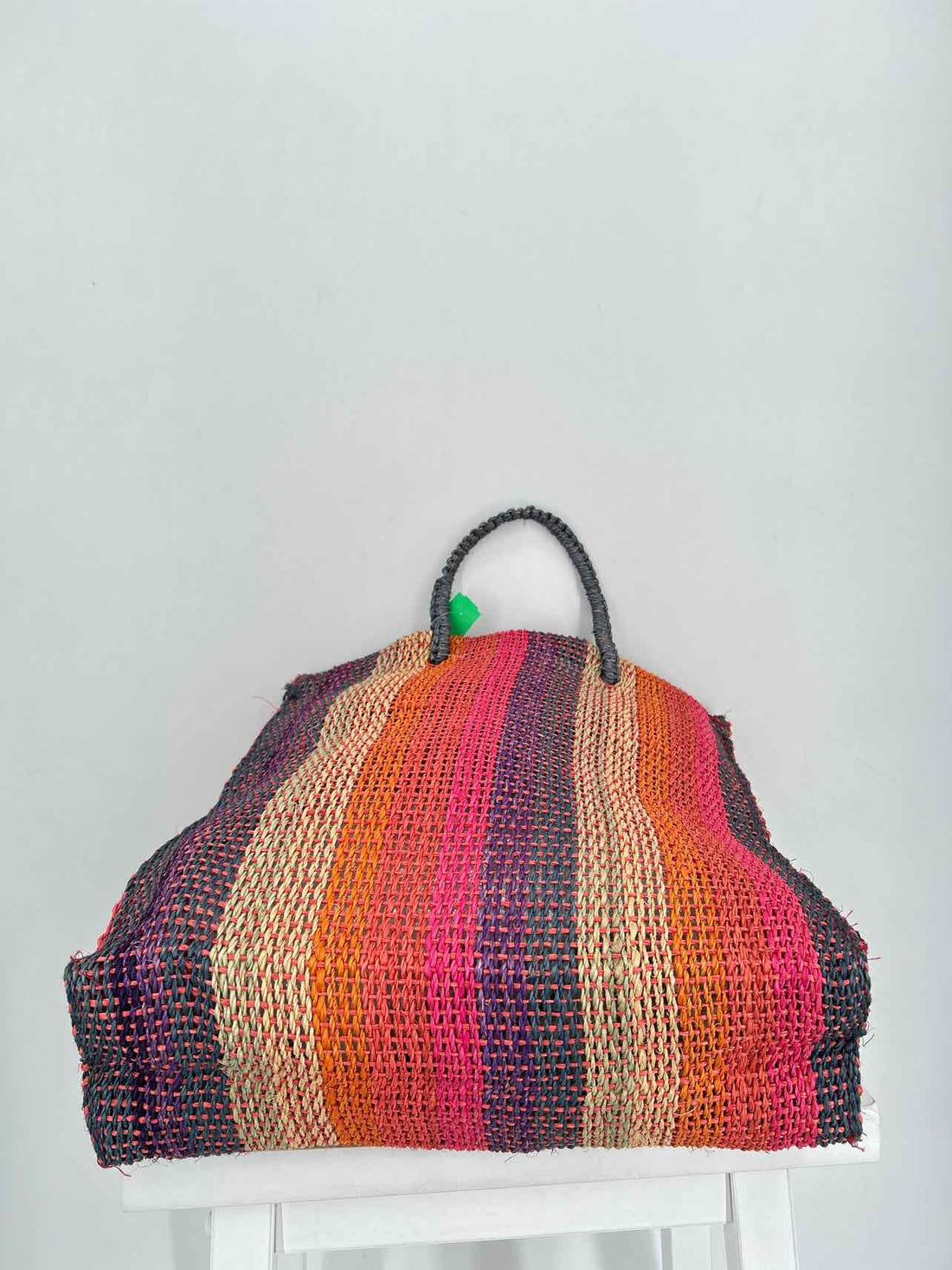 No Brand Name Rainbow Striped Straw Pre Owned Tote