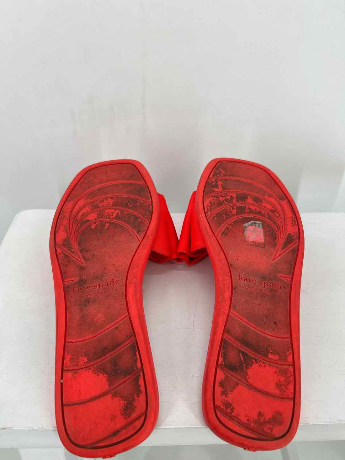 Kate Spade Women Size 8 Scarlet Ferry Slides