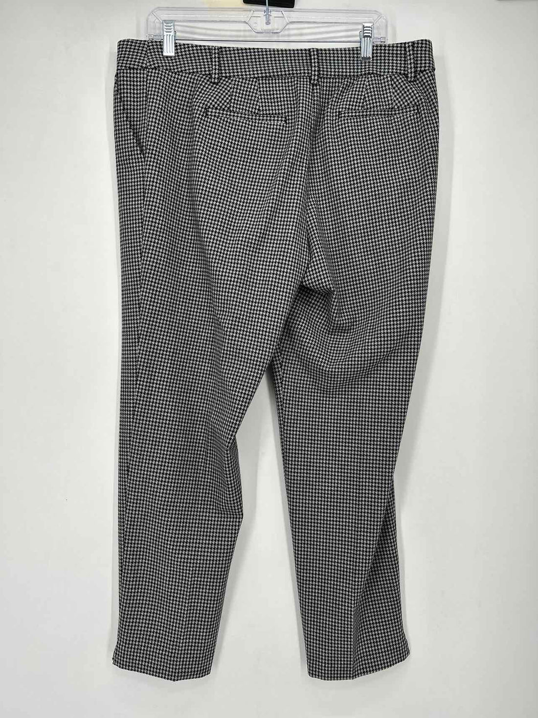 Talbots Size 12P Gray Houndstooth Hampshire Ankle Pants