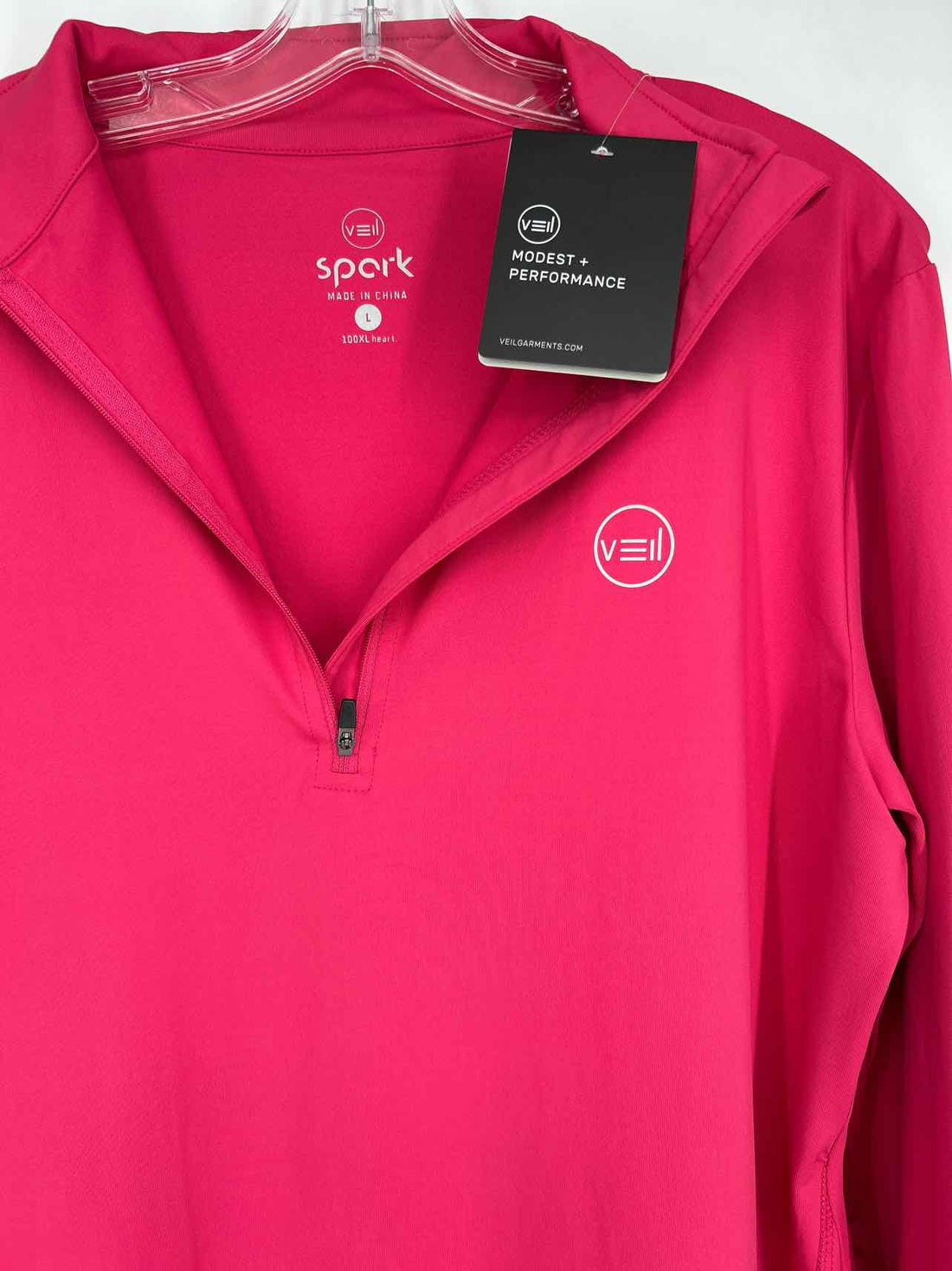 Veil Size L Hot Pink NWT Active Dresses