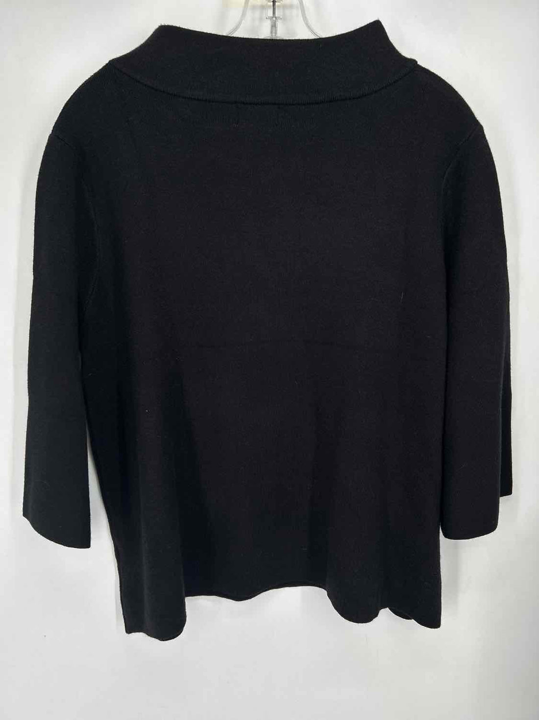 Fate Size M Black NWT Sweater