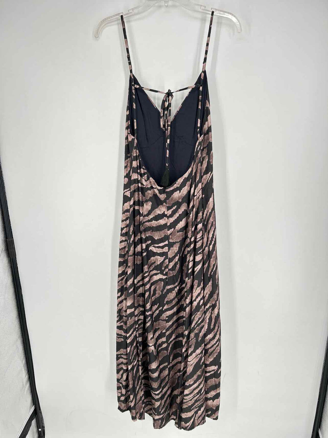 Illa Illa Size M Dark Gray Print Maxi