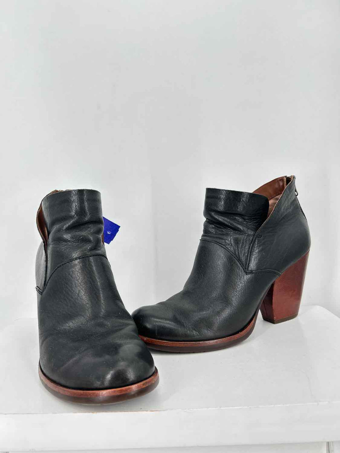 Kork Ease Women Size 8.5 Black Ankle Boot