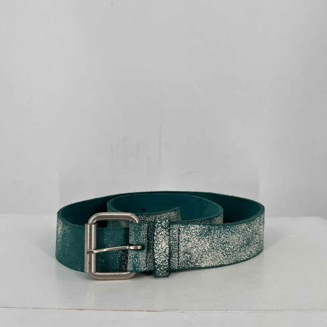No Brand Name Size M Genuine Leather Teal Belts