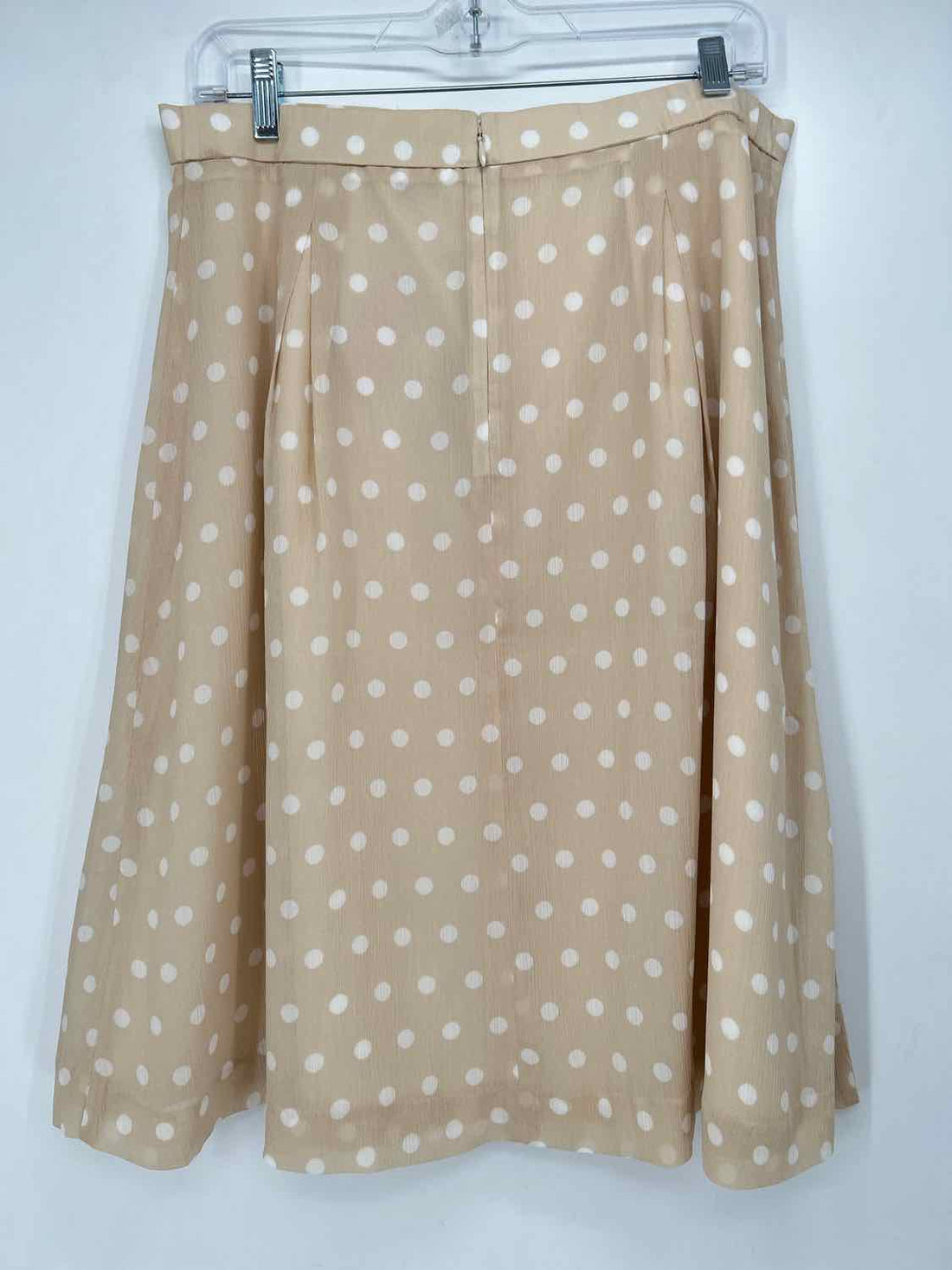 Ann Taylor Size 10 Beige pokadot Skirts