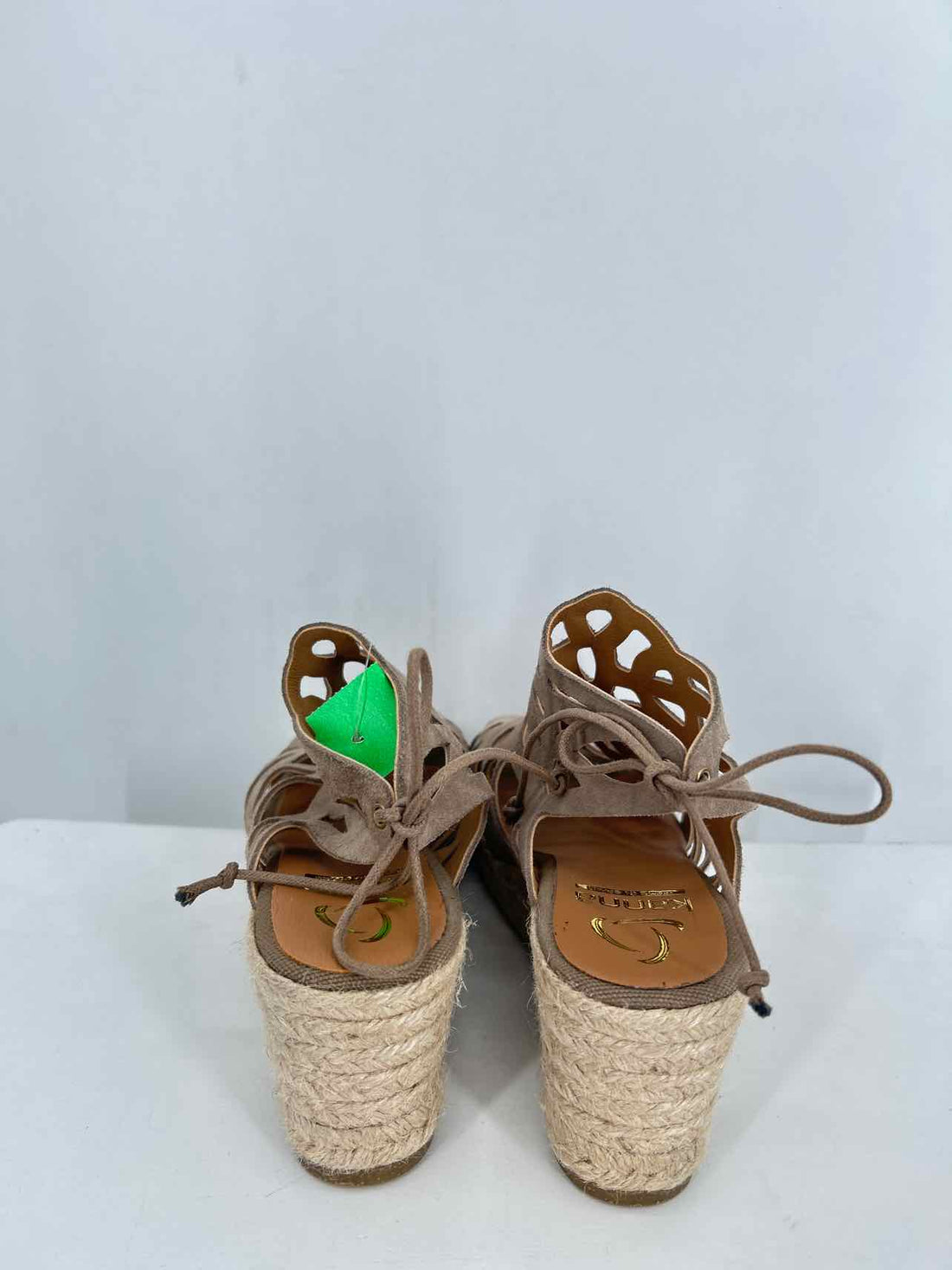 Kanna Women Size 40 Taupe Espadrilles Wedges