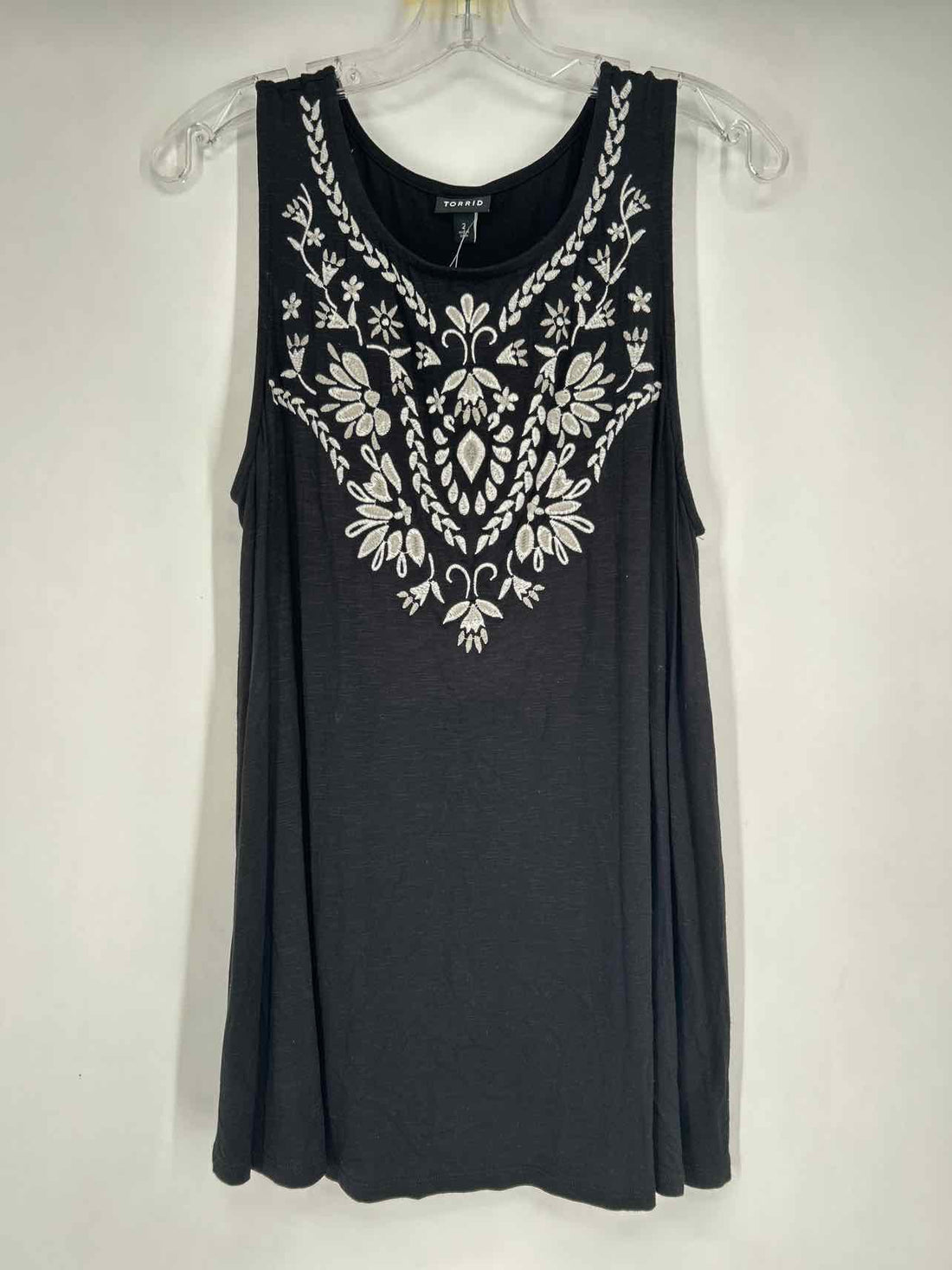 Torrid Size 2X Black NWT Top/Blouse