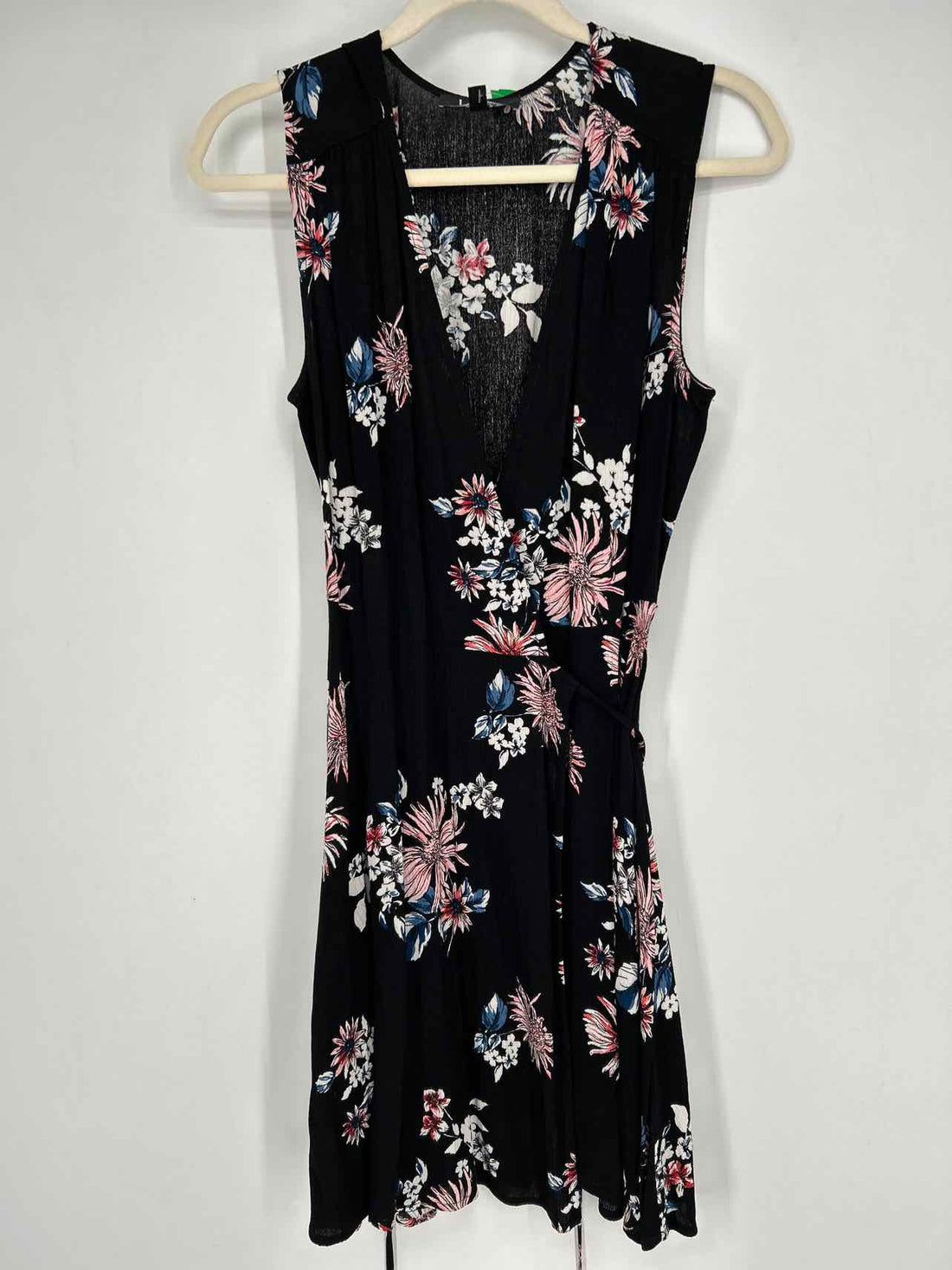 Lulus Size S Black Floral Sleeveless Dress