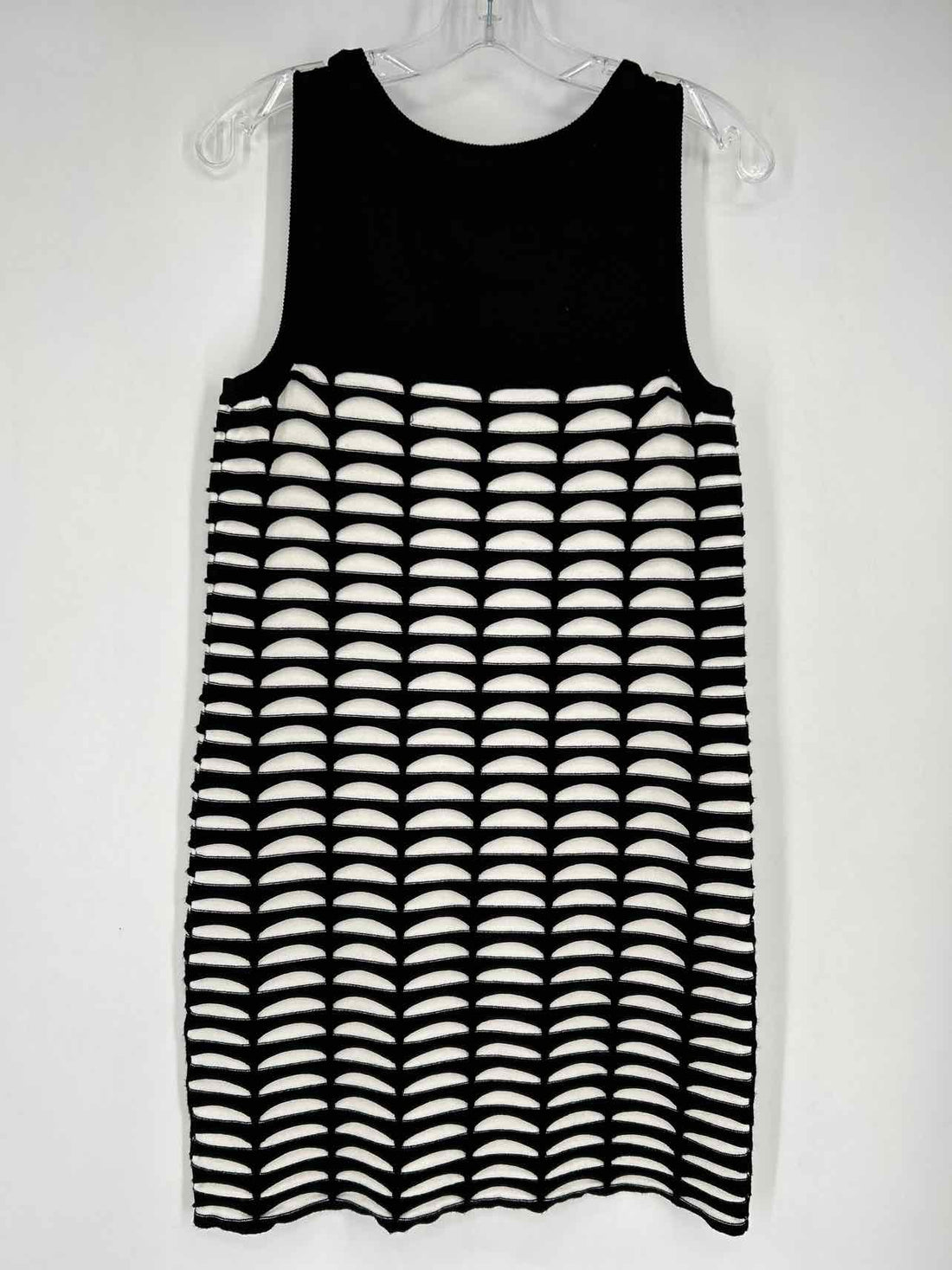 Neiman Marcus Size M Black & White Sleeveless Dress