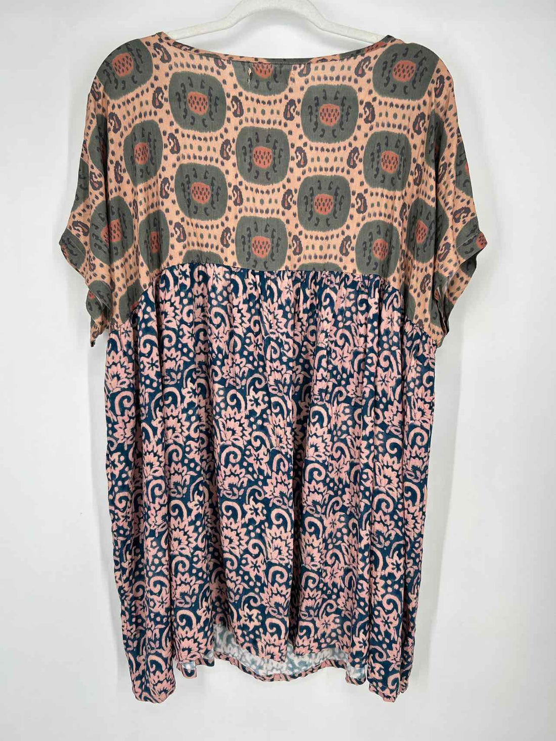 Natural Life Size L/XL Tan & Olive Print Short Sleeve Coverup