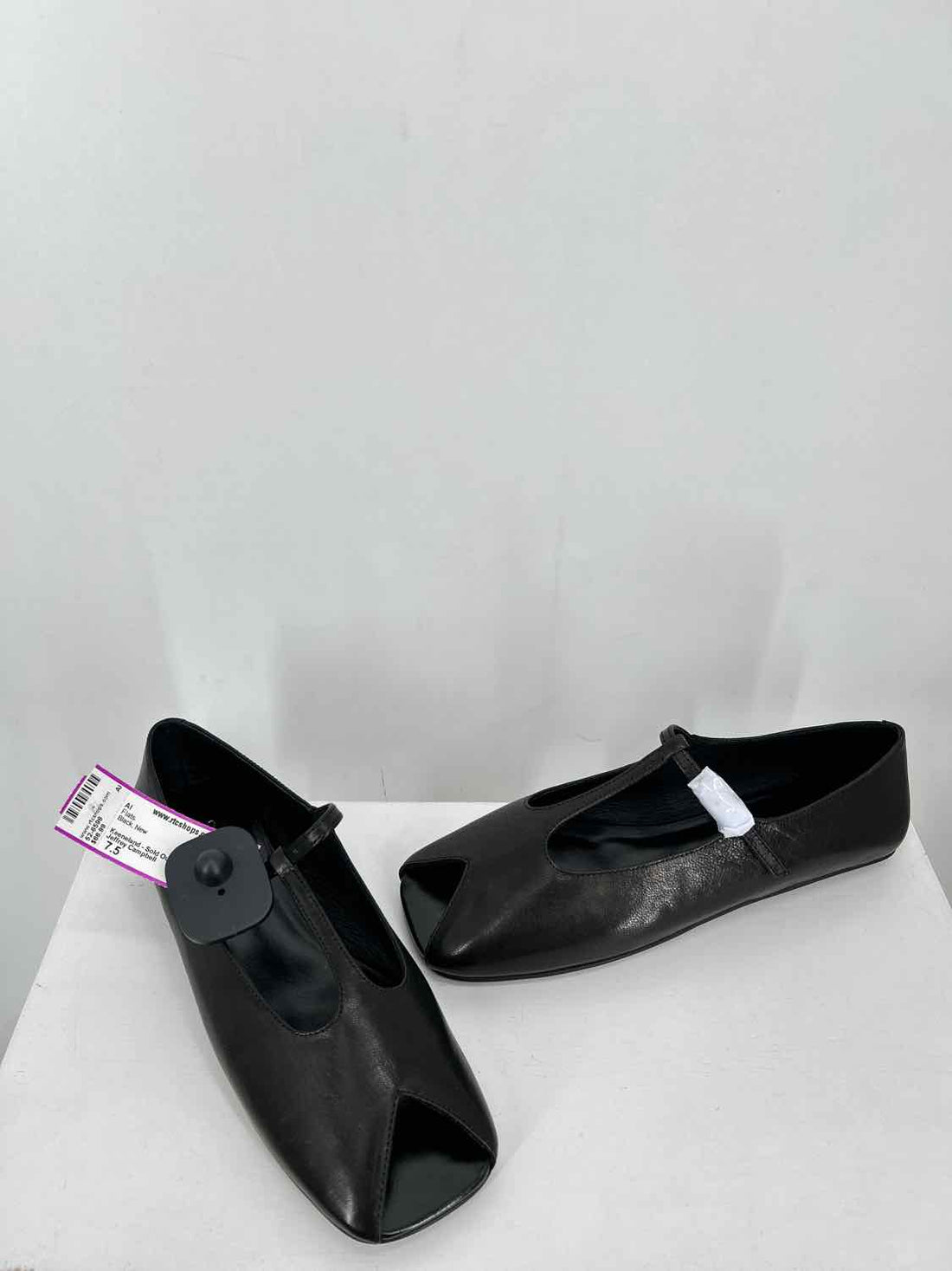 Jeffrey Campbell Women Size 7.5 Black New Flats