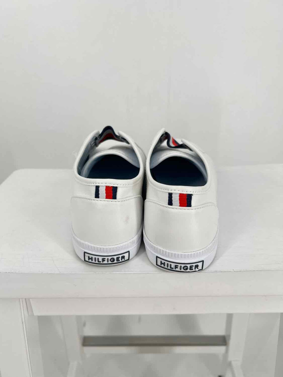 Tommy Hilfiger Women Size 9 White Slip On Sneakers