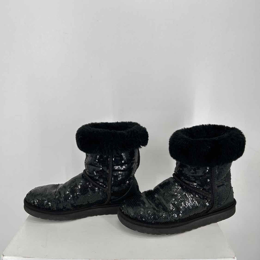 Ugg Women Size 8 Black Sequins Mid Calf Boot