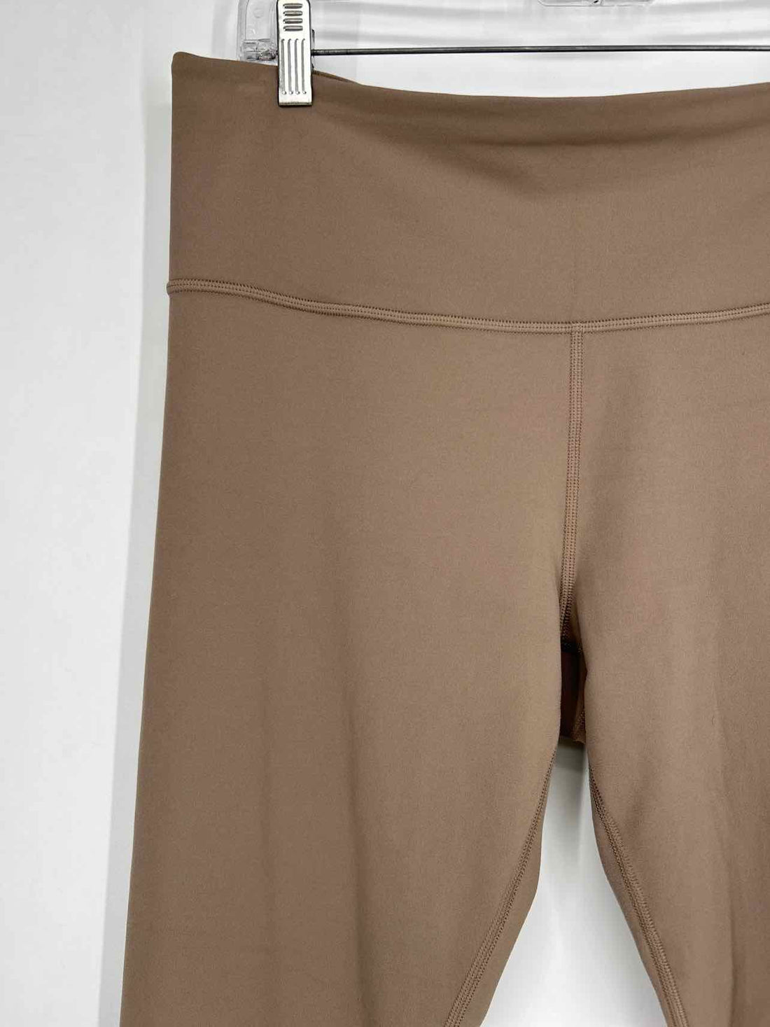 Athleta Size L Puddy Active Leggings