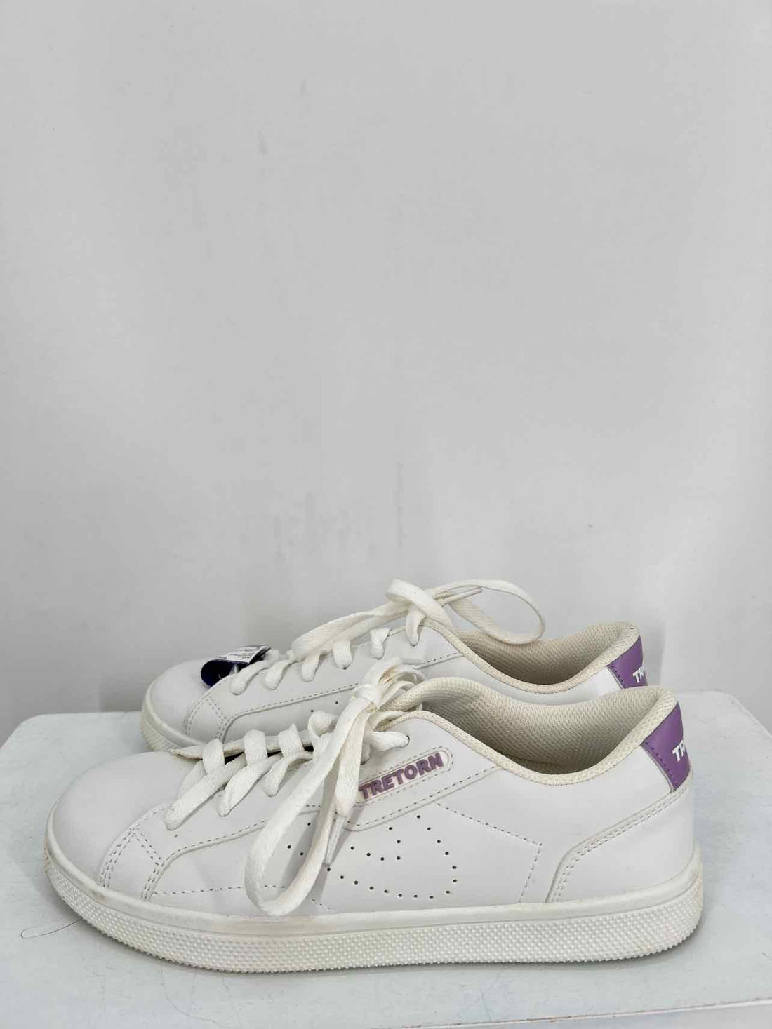 Tretorn Women Size 8 White Sneakers