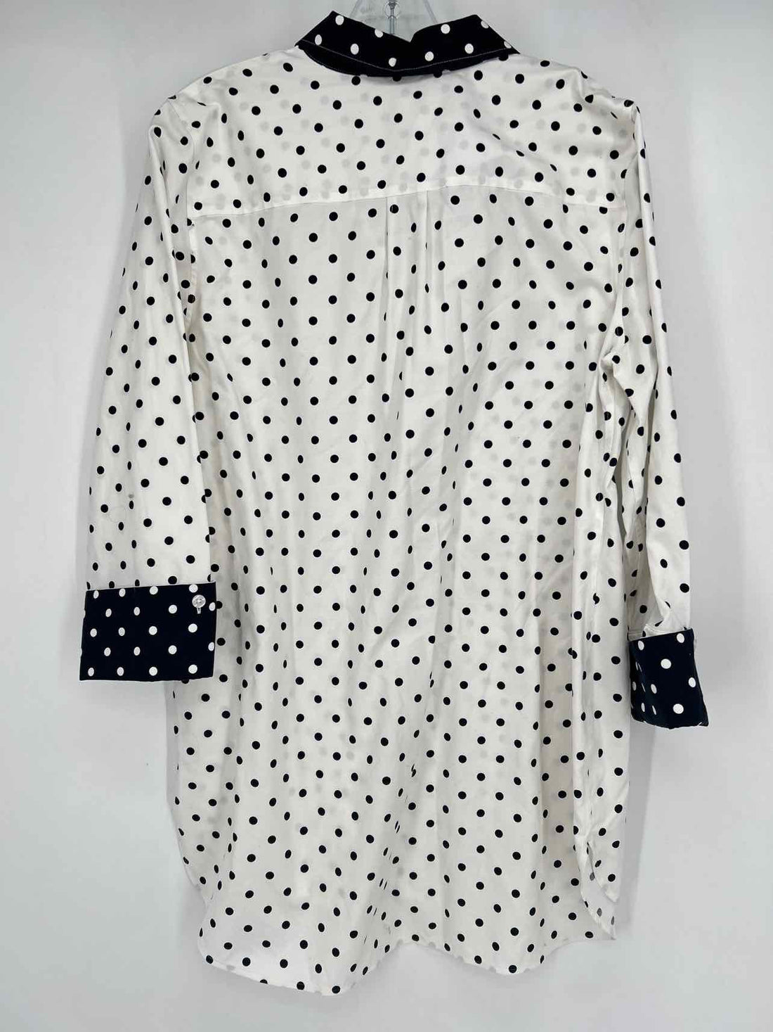 Chicos Size 2 (12) White & Navy Polkadot Long Sleeve