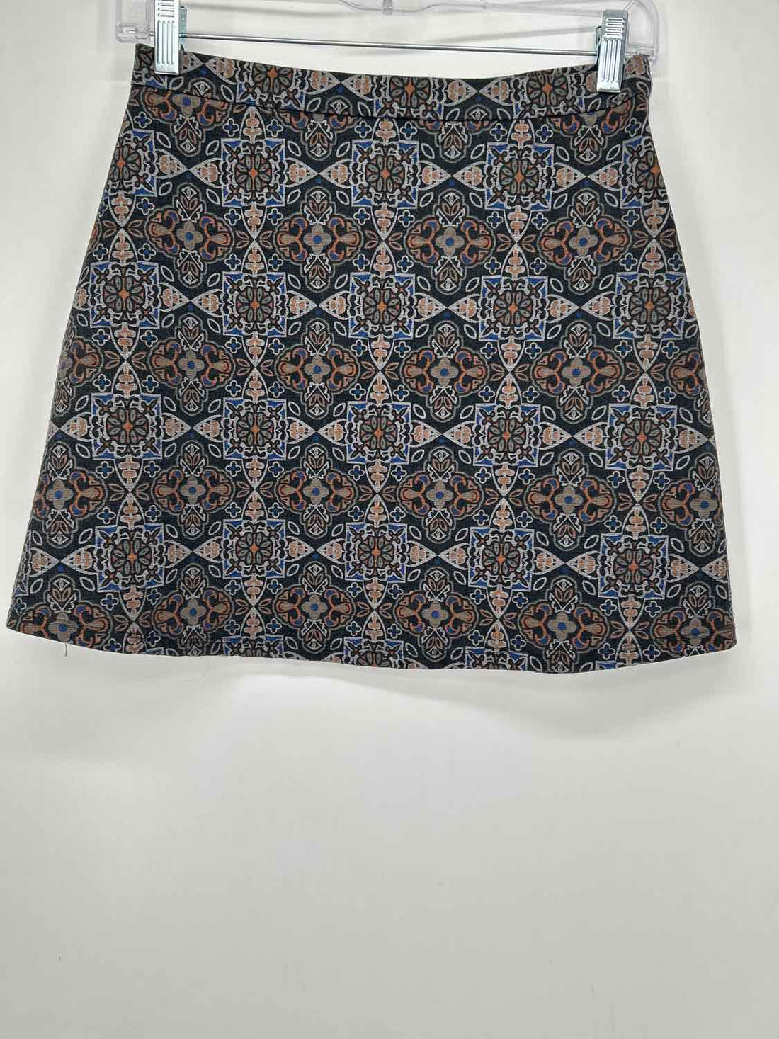 Cooperative Size 4 Black Print Skirts