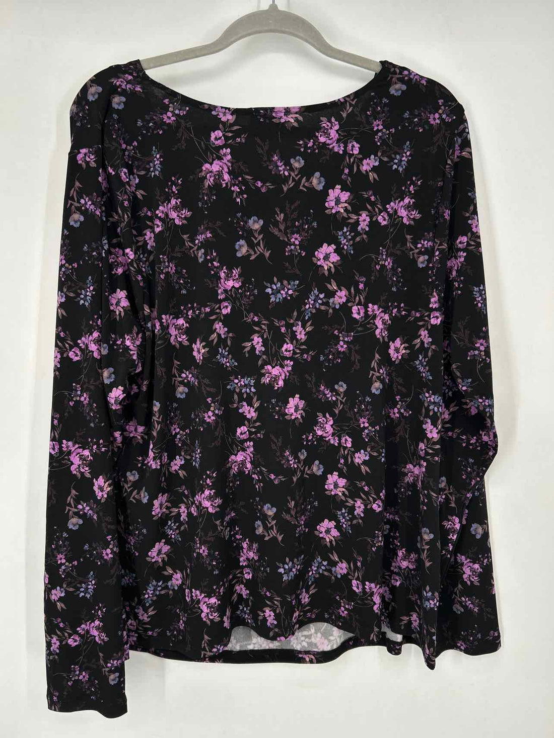 Torrid Size 2X Black & Purple Floral NWT Top/Blouse