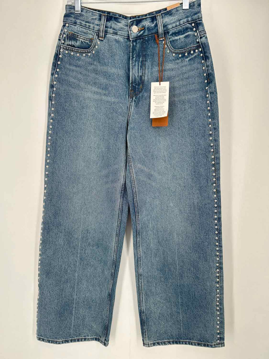 Apricot Size 26 Denim Studded NWT Jeans