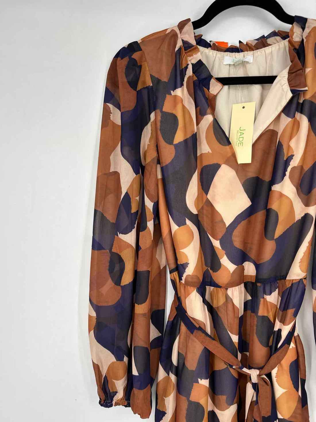 Jade Size S Navy & Beige Print NWT Dress