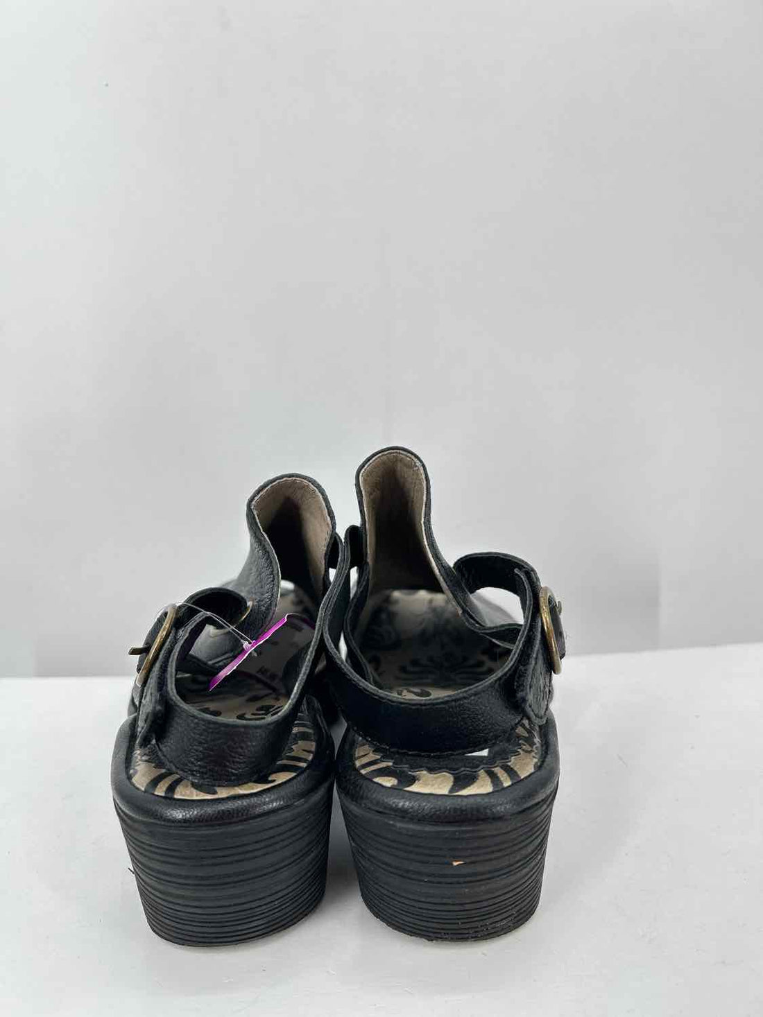 Fly london Women Size 37 Black Pre Owned Leather Heels