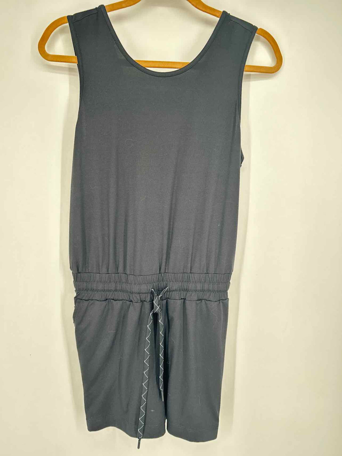 We Wander Size M Black Rompers