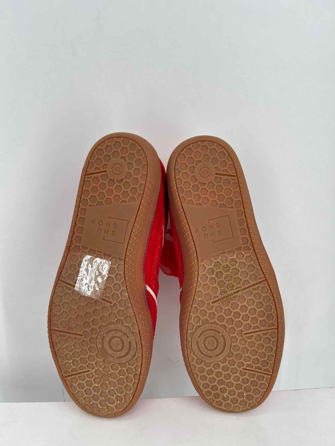 Shu Shop Women Size 6.5 Red & White New Boutique Shoes