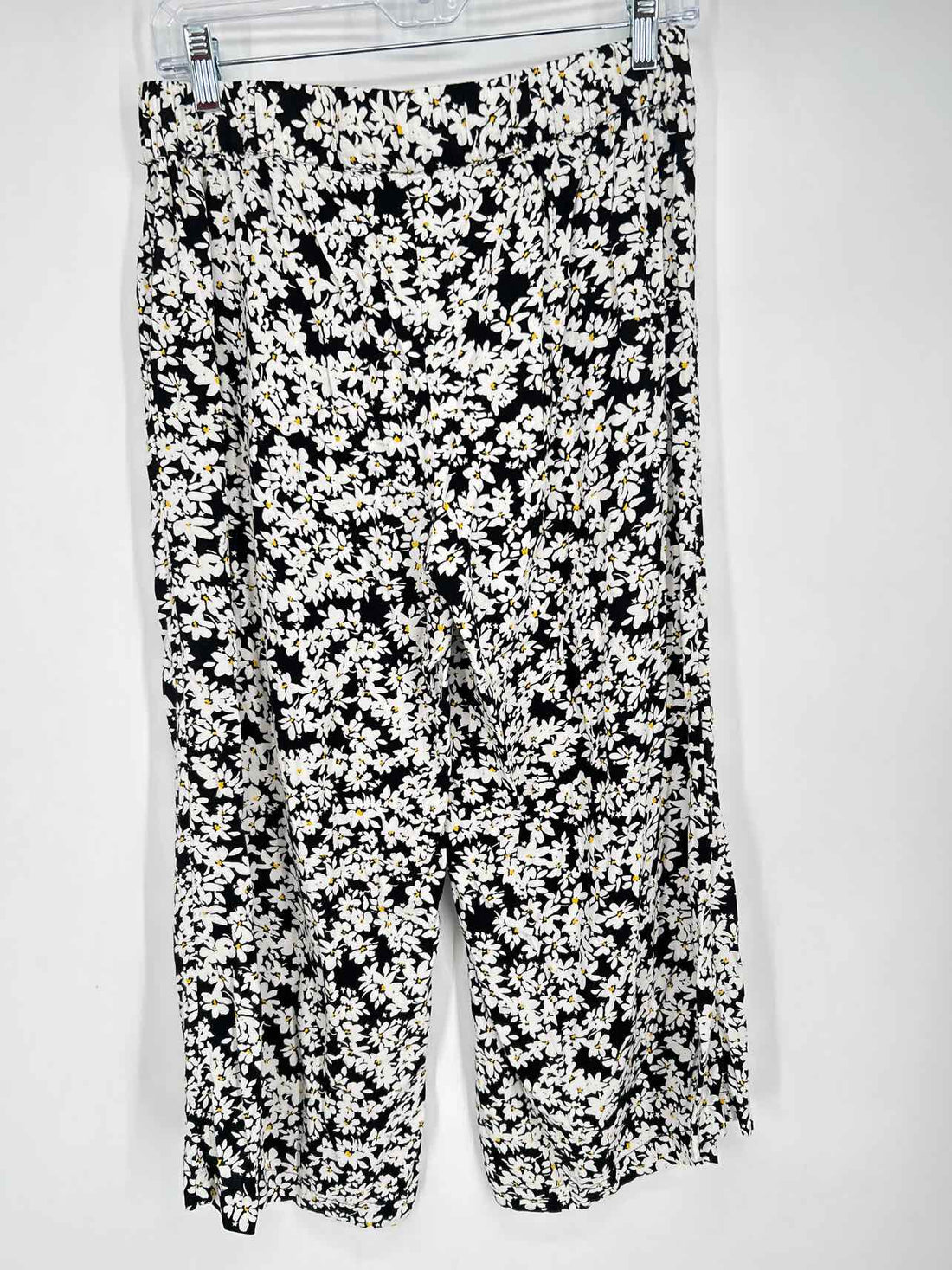 Dash Size S Black & White Floral Pants