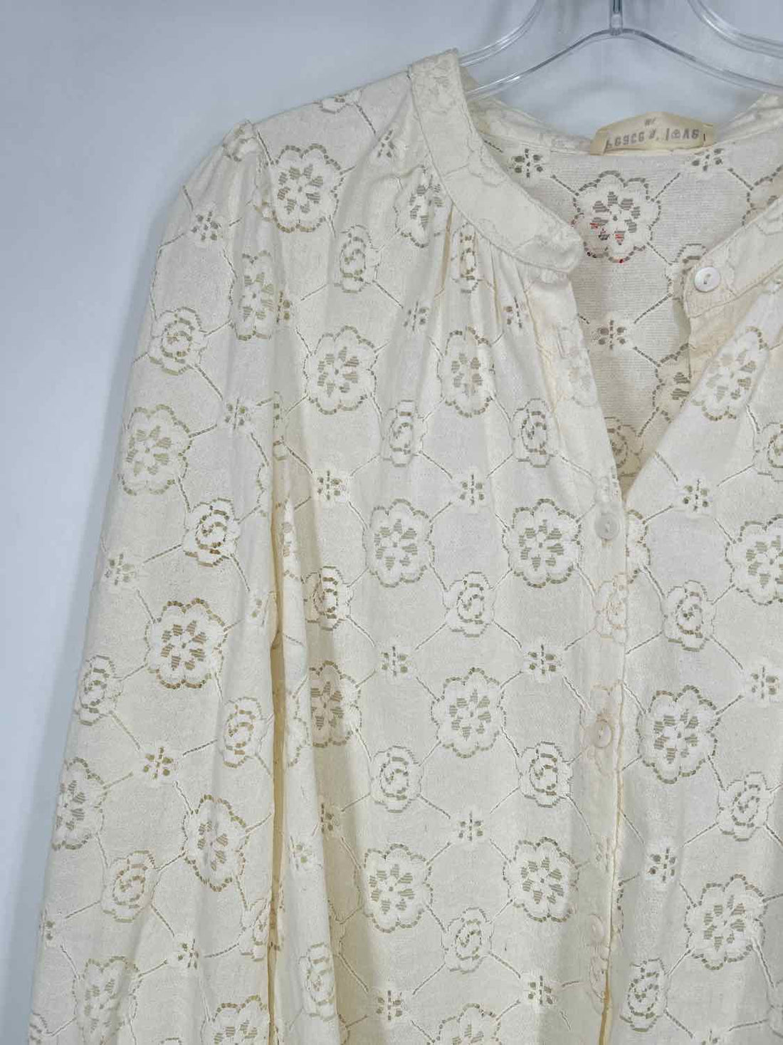 Peace N Love Size M/L Cream Long Sleeve
