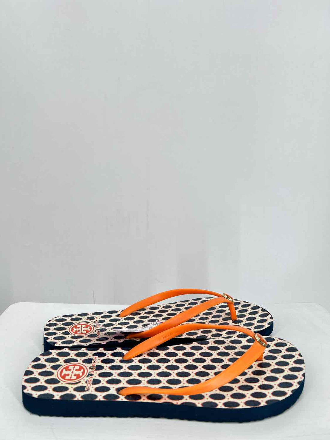 Tory Burch Women Size 9 Navy & Orange Print Flip Flops