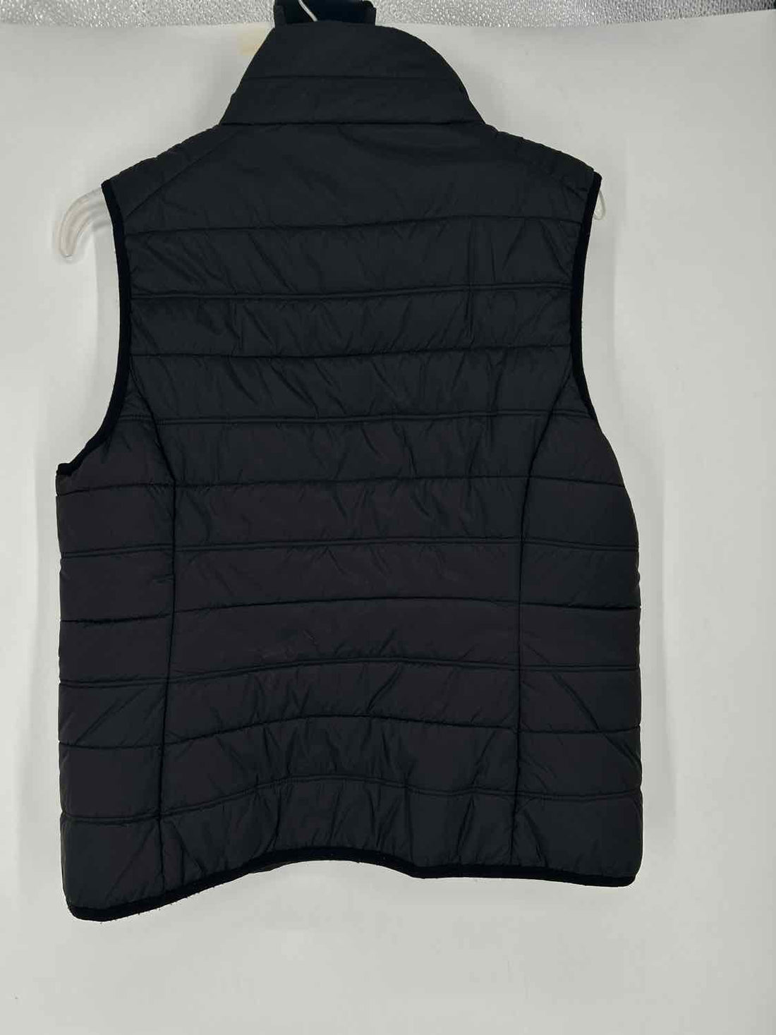 Guess Size M Black Puffer Vest