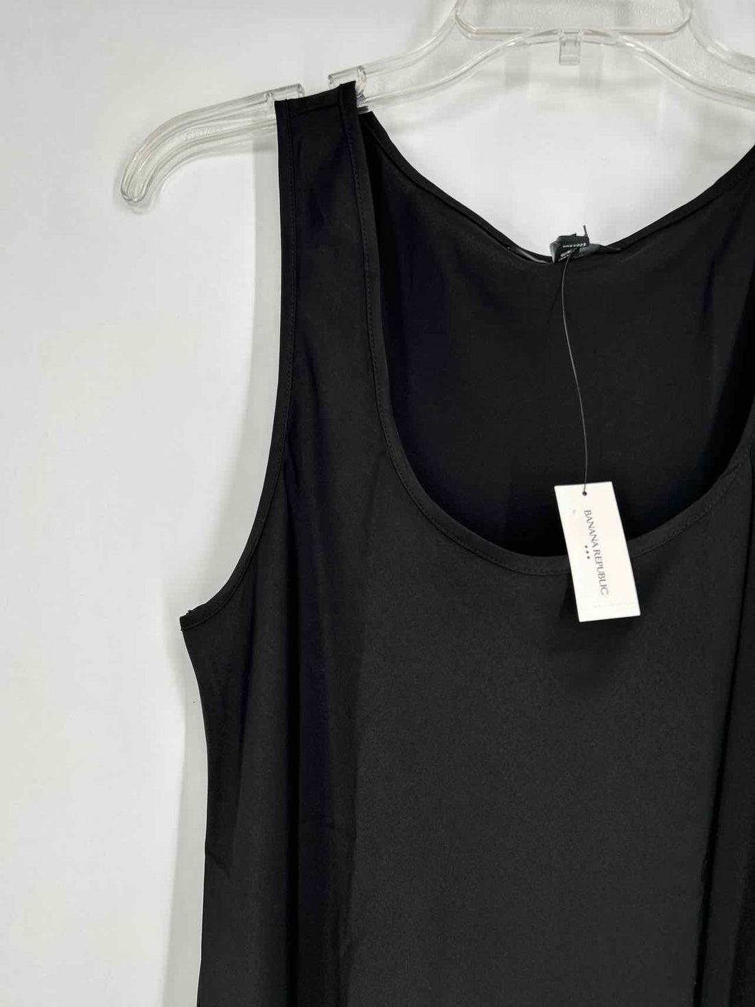 Banana Republic Size M Black NWT Sleeveless