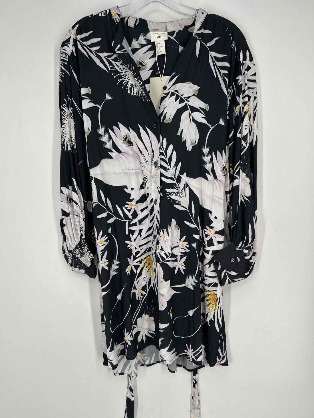 H&M Size 8 Dark Gray Floral NWT Dress