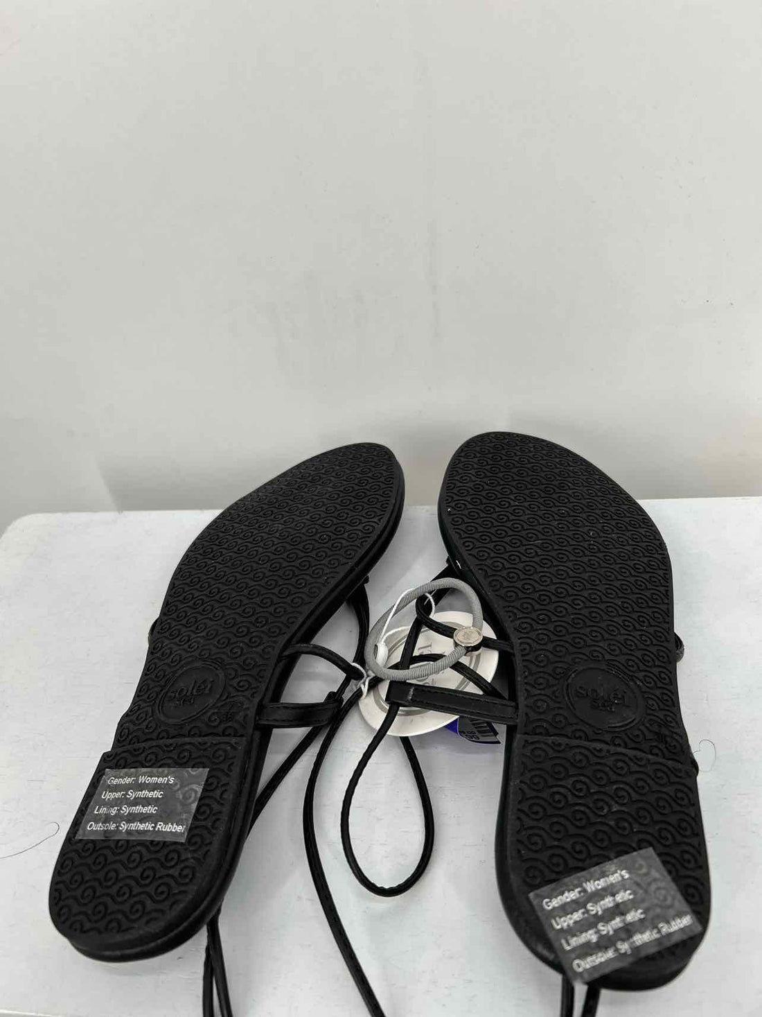 Solei Sea Women Size 7 Black NWT Sandals a