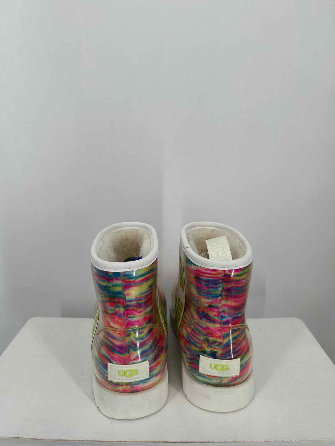 Ugg Women Size 8 Rainbow Rain Boot