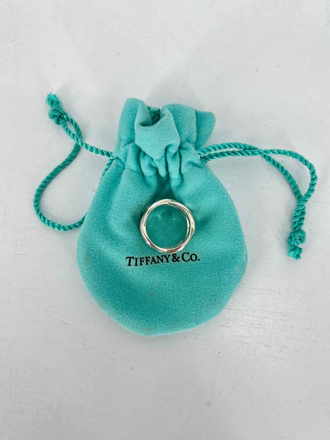 Tiffany & Co Celtic Knot Ring Size 6 Sterling Silver Silver Pre Owned LUXURY
