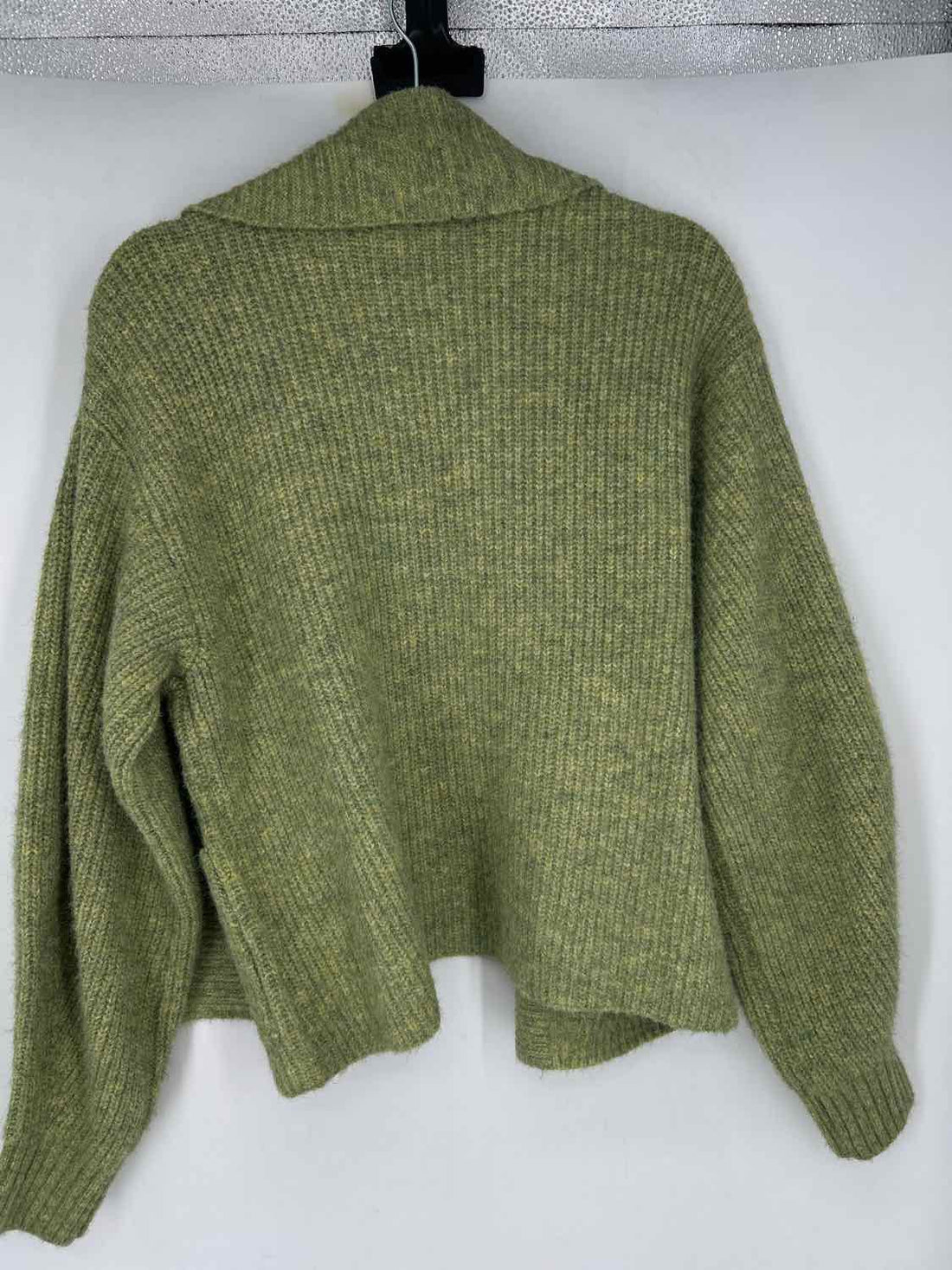 Flat White Size One Size Light Green Wool Blend Cardigan