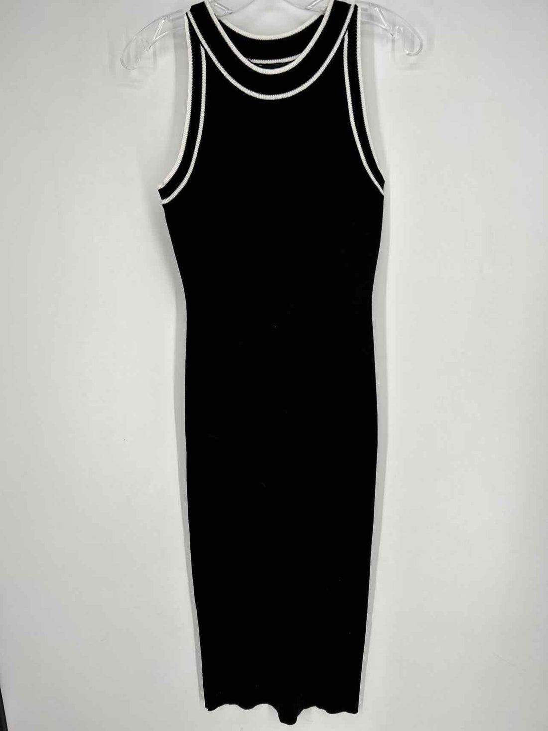 Vici Size M Black Sleeveless Dress