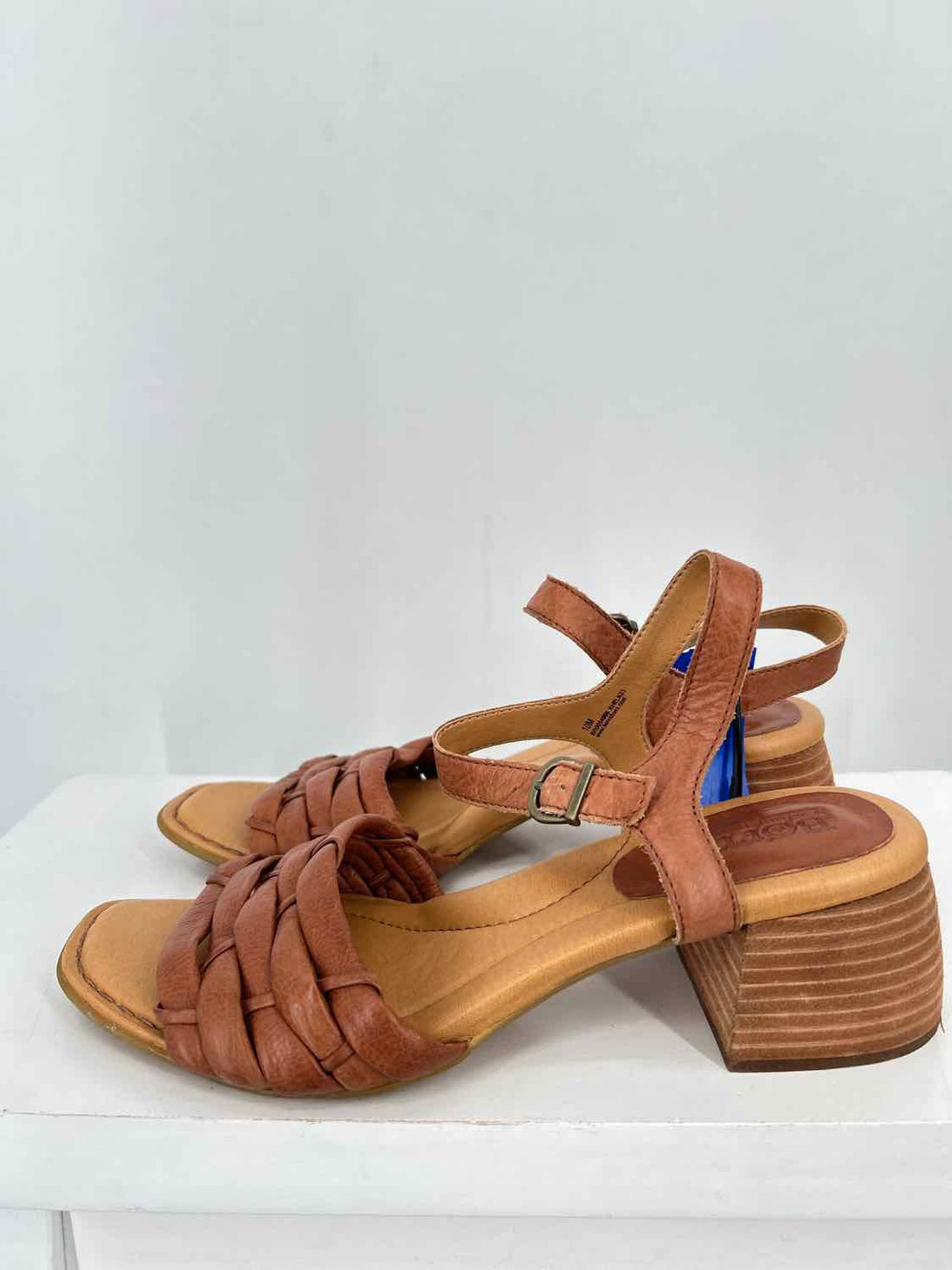 Born Women Size 10 Brown Shonie Sandals