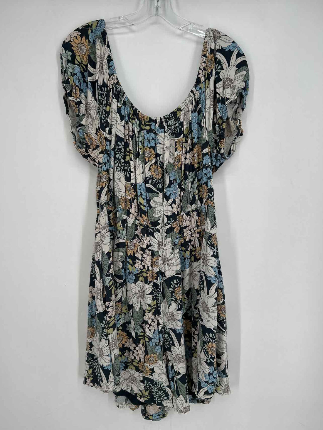 American Eagle Size XXL Navy Floral Romper
