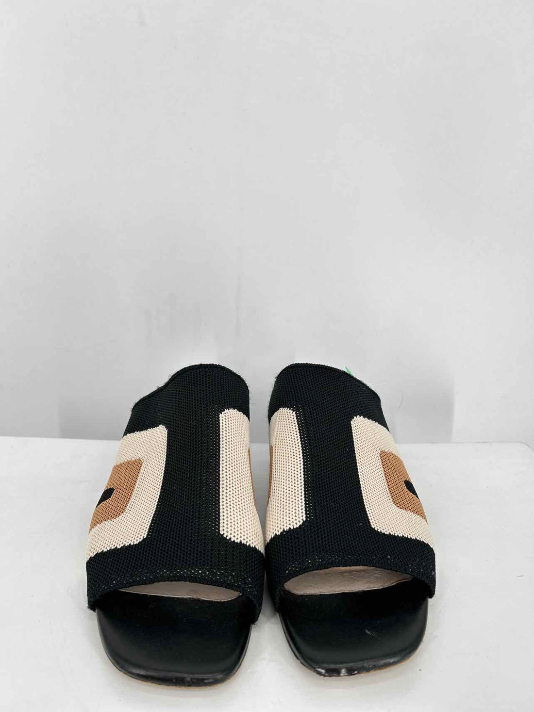 Sanctuary Women Size 9 Black & Beige Sandals