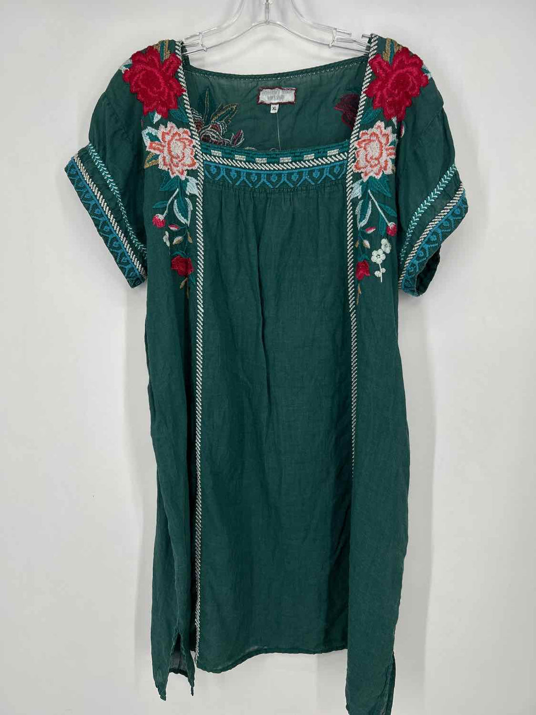 Johnny Was Size XL Green Embroidered Ramie Dress