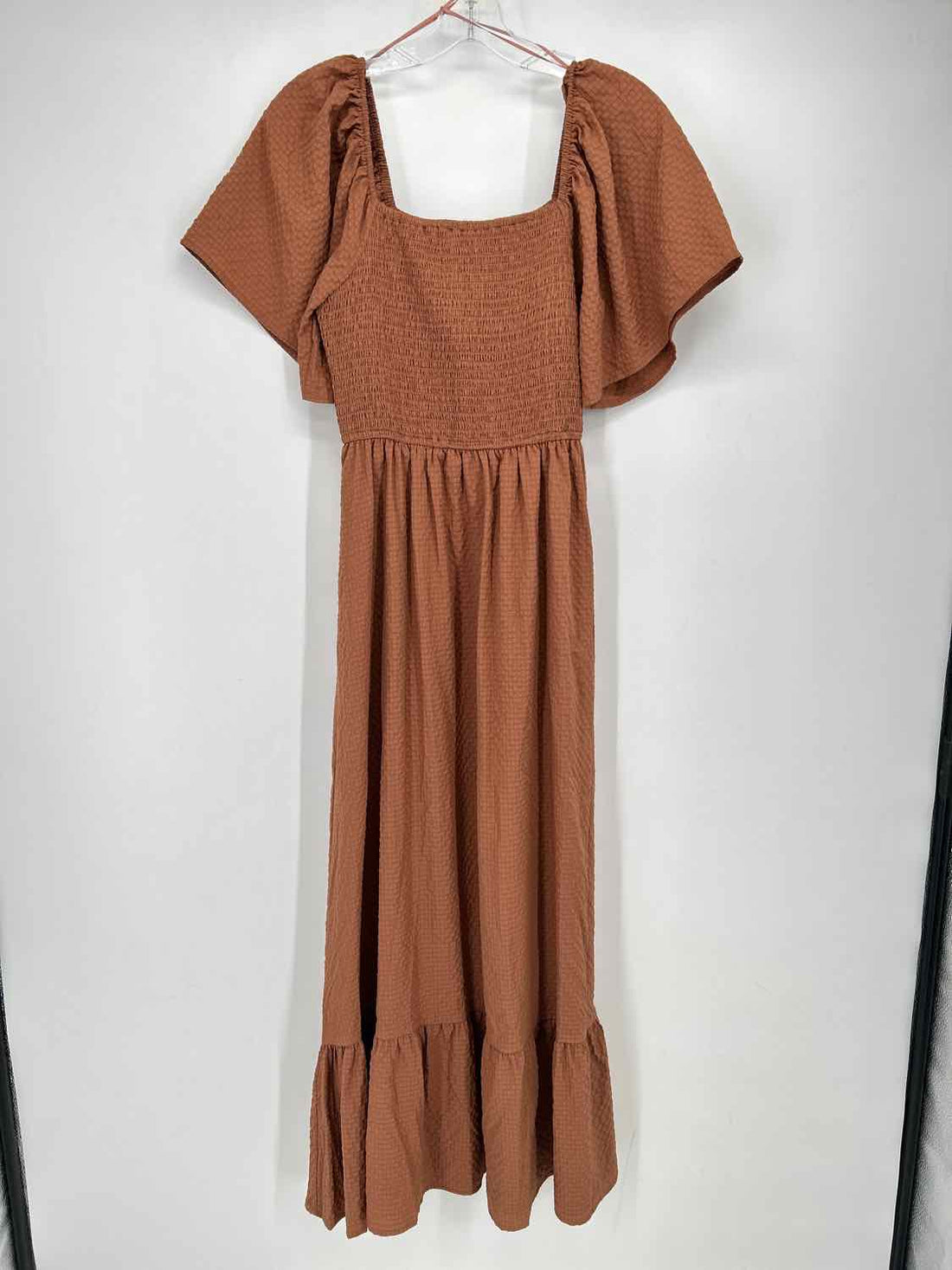 In February Size S Puddy NWT Maxi