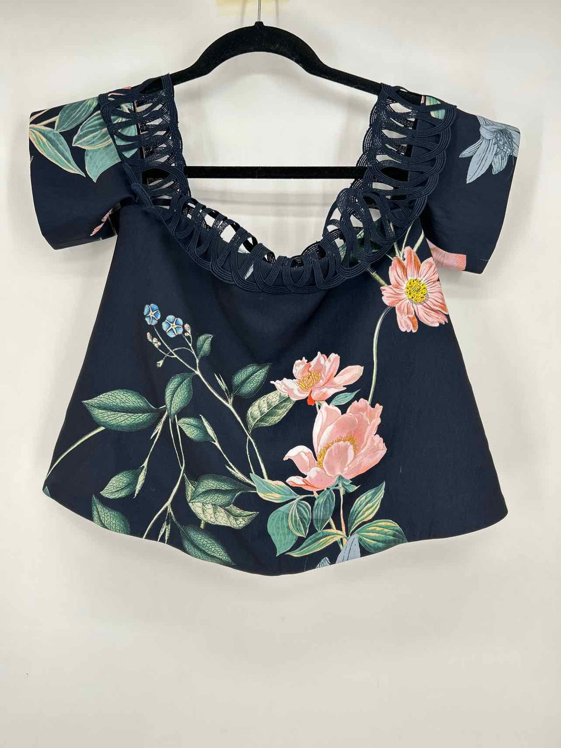 Keepsake Size XS Navy Floral Short Sleeve