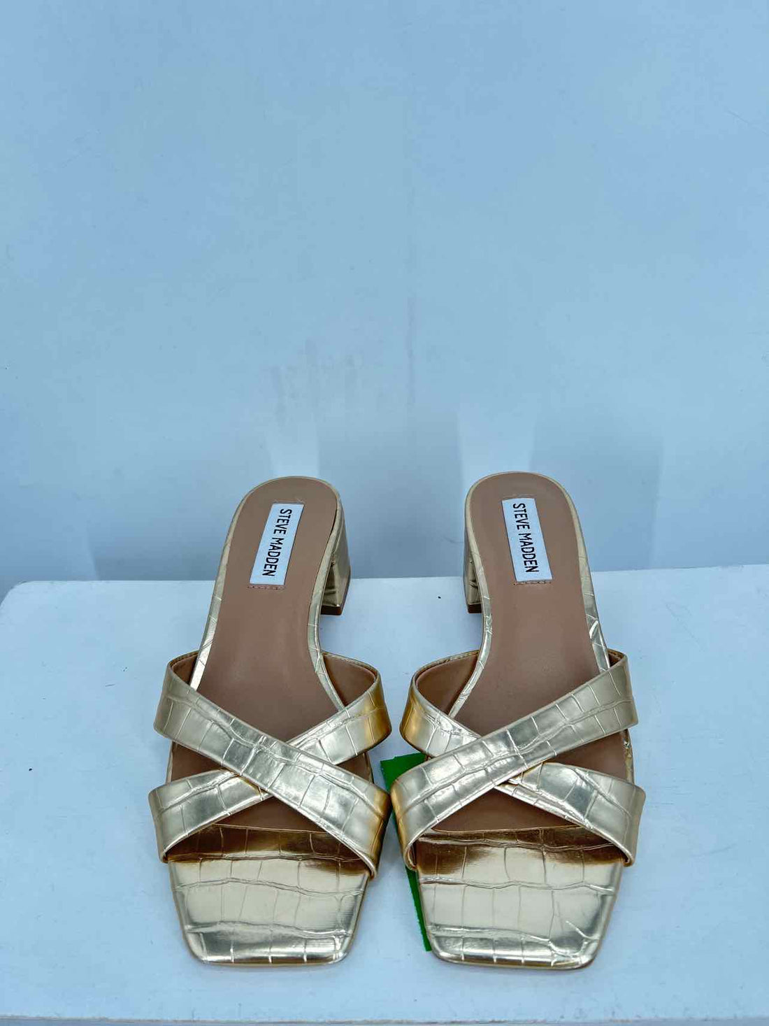 Steve Madden Women Size 7 Gold Sandals