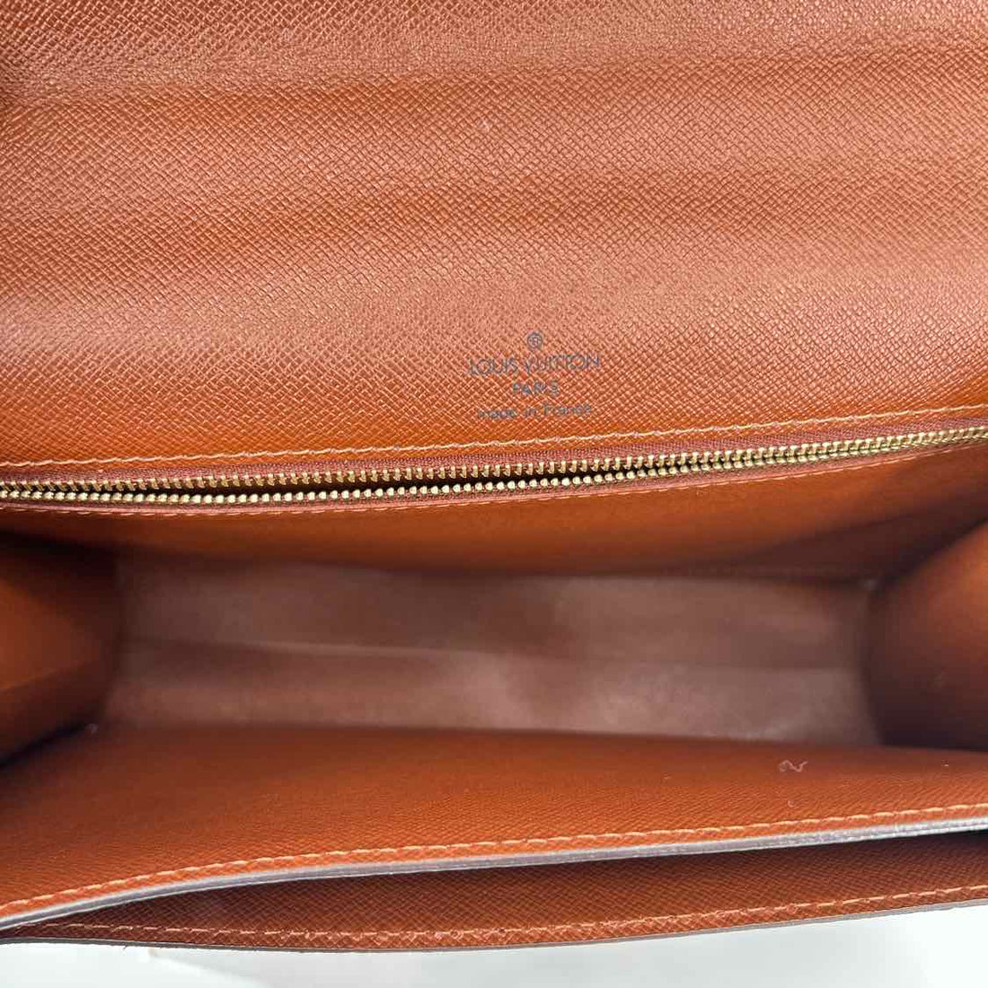 Louis Vuitton Monogram Coated Canvas & Leather LUXURY