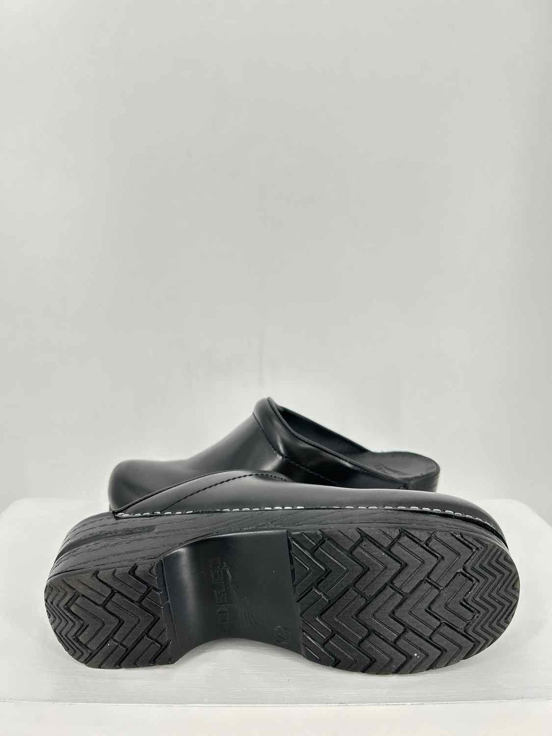 Dansko Women Size 37 Black Sonja Open Back Clogs